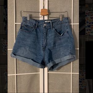 FOREVER 21 denim stretch shorts 🩳